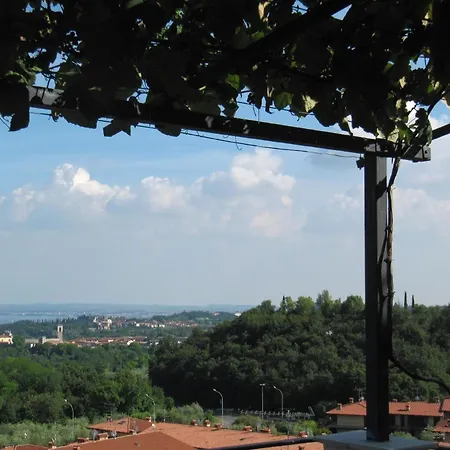 Apartment Mit Blick Auf Den Gardasee *