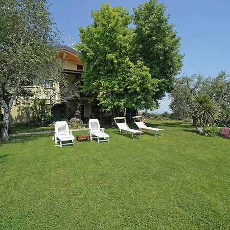 Apartment Mit Blick Auf Den Gardasee Castello (Brescia)